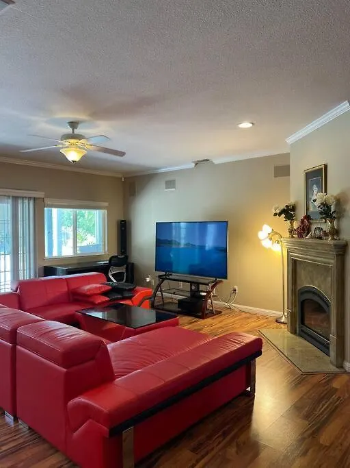 Luxury Half Acre Resort House Sacramento